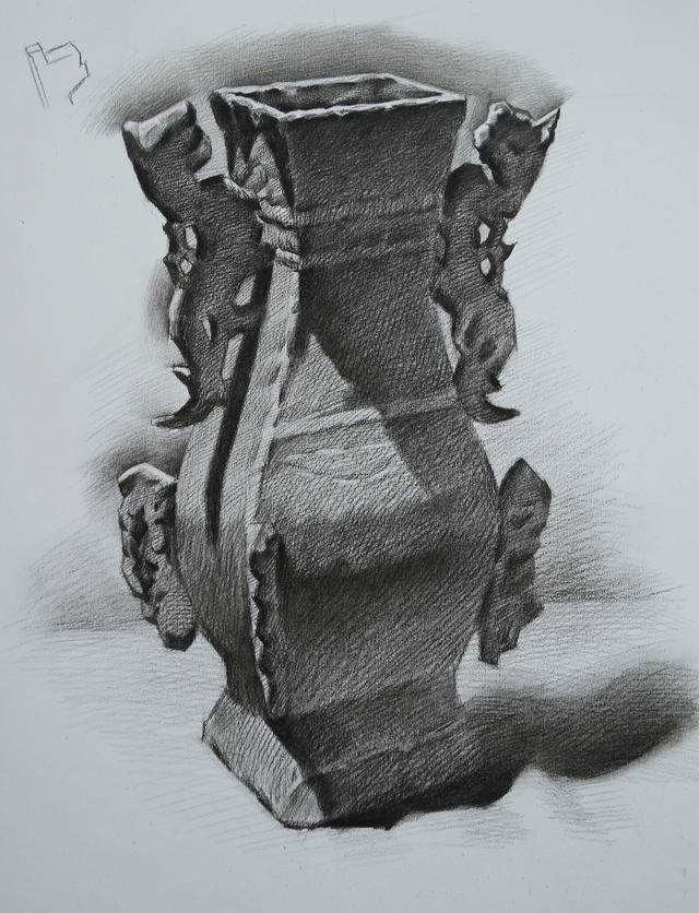 虎耳花瓶静物素描步骤讲解教程