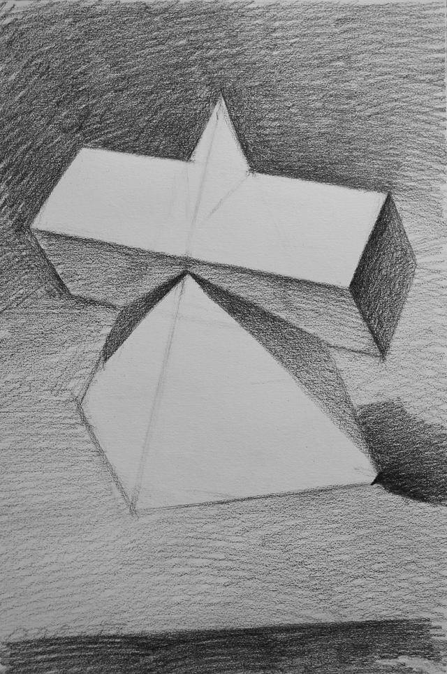 方锥穿插体素描步骤3